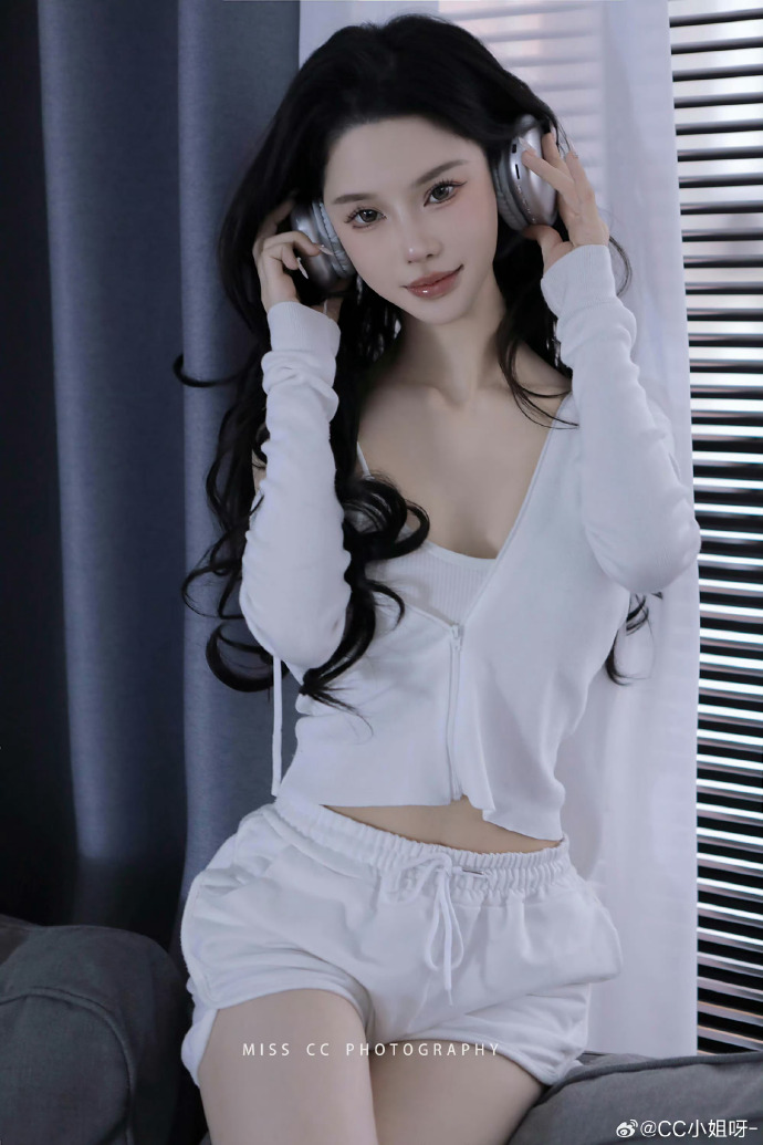 怪物 海报